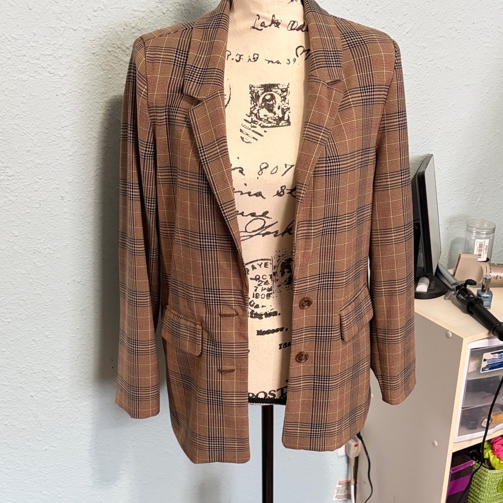 Brown Plaid Blazer from Old Navy size xs